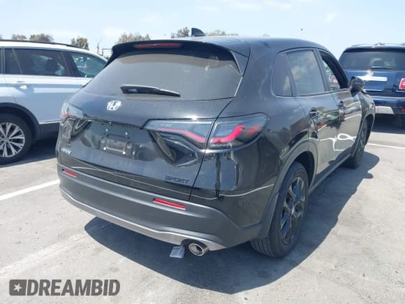 ✅ 2025 Honda HR-V Sport • VIN: 3CZRZ1H53SM702326 • Lot: 42565911. Listed on IAAI with 13,398 mi. Free auction sales archive from the USA and detailed vehicle history report at DreamBid. Image 4.