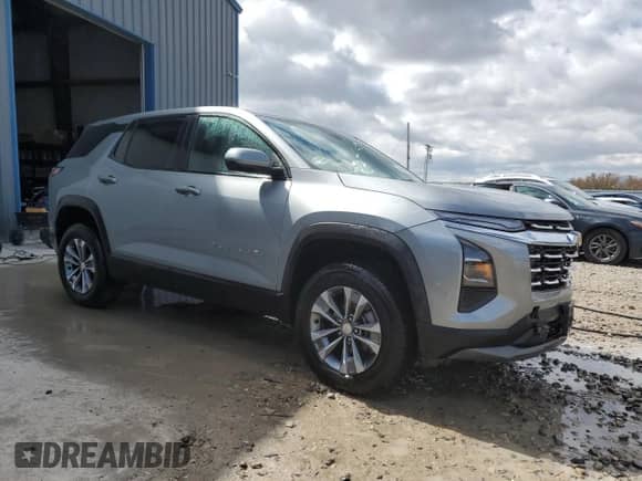 2025 Chevrolet Equinox FWD LT z VIN 3GNAXHEG8SL212551, wystawiony jako Copart lot #57315025 z przebiegiem 7 791 mil mil oraz Czysty tytuł • Clean title. Historia ofert i sprzedaży dostępna na DreamBid. Obrazek 4.