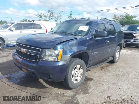 ✅ 2009 Chevrolet Tahoe 1LT • VIN: 1GNFK23029R241957 • Lot: 42745136. Listed on IAAI with 309,461 mi. Free auction sales archive from the USA and detailed vehicle history report at DreamBid. Image 2.