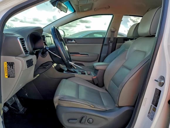 ✅ 2017 Kia Sportage EX • VIN: KNDPN3AC2H7160880 • Lot: 94286785. Wystawiony na Copart z przebiegiem 132 570 mil. Bezpłatny archiwum sprzedaży aukcyjnych z USA i szczegółowy raport historii pojazdu na DreamBid. Zdjęcie 7.