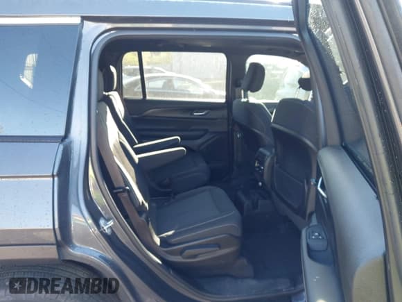 ✅ 2025 Jeep Grand Cherokee Altitude X • VIN: 1C4RJKAGXS8667884 • Lot: 43475684. Listed on IAAI with 15,020 mi. Free auction sales archive from the USA and detailed vehicle history report at DreamBid. Image 8.