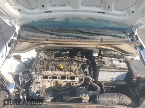 ✅ 2017 Hyundai Elantra SE • VIN: 5NPD74LF3HH102895 • Lot: 42922899. Listed on IAAI with 64,148 mi. Free auction sales archive from the USA and detailed vehicle history report at DreamBid. Image 10.