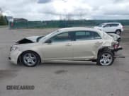 ✅ 2010 Chevrolet Malibu 1LS • VIN: 1G1ZB5EB2AF293884 • Lot: 43537559. Wystawiony na IAAI z przebiegiem 129 431 mil. Bezpłatny archiwum sprzedaży aukcyjnych z USA i szczegółowy raport historii pojazdu na DreamBid. Zdjęcie 14.