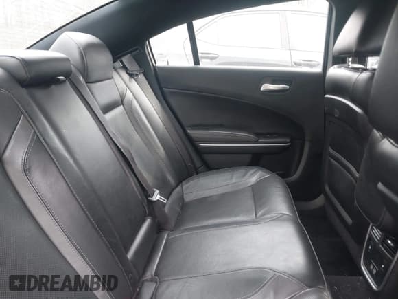 ✅ 2019 Dodge Charger SXT • VIN: 2C3CDXBG8KH695268 • Лот: 41241876. Опубликован ранее на IAAI с пробегом 73 782 миль. Бесплатный доступ к архиву аукционных продаж из США и подробный отчёт об истории автомобиля на DreamBid. Изображение 8.