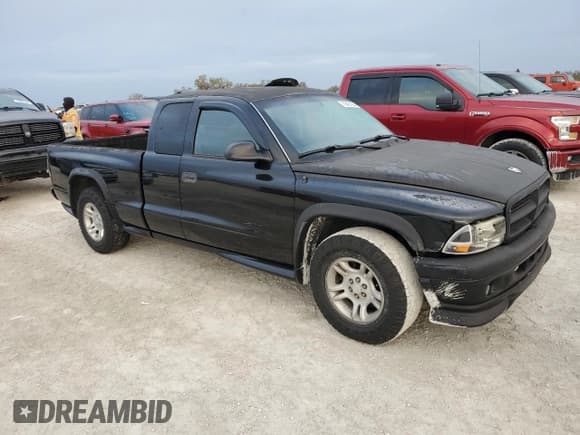 ✅ 2004 Dodge Dakota Sport • VIN: 1D7GL32N04S653993 • Lot: 79427924. Wystawiony na Copart z przebiegiem 165 338 mil. Bezpłatny archiwum sprzedaży aukcyjnych z USA i szczegółowy raport historii pojazdu na DreamBid. Zdjęcie 4.