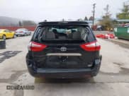 ✅ 2017 Toyota Sienna XLE • VIN: 5TDDZ3DC9HS147035 • Lot: 41737602. Listed on IAAI with 82,008 mi. Free auction sales archive from the USA and detailed vehicle history report at DreamBid. Image 17.