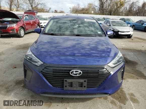 ✅ 2019 Hyundai Ioniq Blue • VIN: KMHC65LC2KU115673 • Lot: 92945675. Listed on Copart with 98,525 mi. Free auction sales archive from the USA and detailed vehicle history report at DreamBid. Image 5.