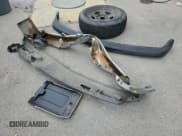 ✅ 2005 Chevrolet Suburban LS • VIN: 3GNEC16Z85G243106 • Лот: 82868994. Опубликован ранее на Copart с пробегом 192 142 миль. Бесплатный доступ к архиву аукционных продаж из США и подробный отчёт об истории автомобиля на DreamBid. Изображение 13.