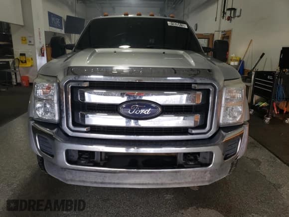 ✅ 2016 Ford F-450 XLT • VIN: 1FT8W4DT9GEC10431 • Lot: 91828415. Listed on Copart with 172,406 mi. Free auction sales archive from the USA and detailed vehicle history report at DreamBid. Image 5.
