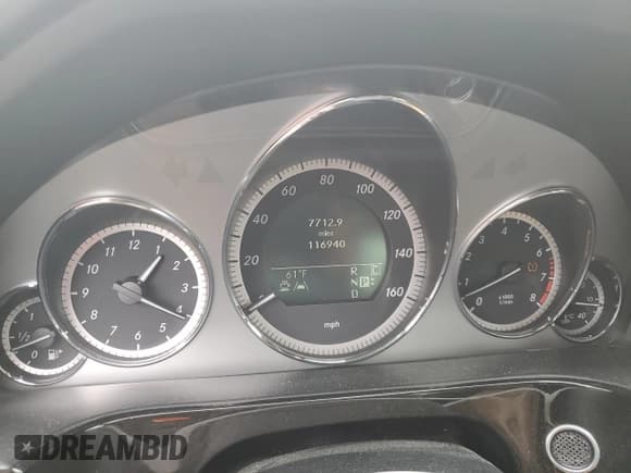 ✅ 2010 Mercedes-Benz E 550 Sport • VIN: WDDHF7CB5AA028594 • Lot: 95401605. Listed on Copart with 116,940 mi. Free auction sales archive from the USA and detailed vehicle history report at DreamBid. Image 9.