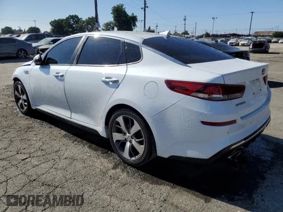 ✅ 2020 Kia Optima S • VIN: 5XXGT4L33LG413505 • Lot: 67323085. Listed on Copart with 77,254 mi. Free auction sales archive from the USA and detailed vehicle history report at DreamBid. Image 2.