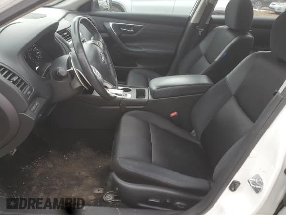✅ 2016 Nissan Altima SR • VIN: 1N4AL3AP8GC159162 • Lot: 92269125. Listed on Copart with 86,652 mi. Free auction sales archive from the USA and detailed vehicle history report at DreamBid. Image 7.