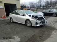 ✅ 2017 Toyota Prius Premium • VIN: JTDKARFP6H3053035 • Lot: 93818675. Wystawiony na Copart z przebiegiem 100 376 mil. Bezpłatny archiwum sprzedaży aukcyjnych z USA i szczegółowy raport historii pojazdu na DreamBid. Zdjęcie 13.