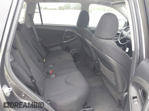 ✅ 2011 Toyota RAV4 Sport • VIN: 2T3RK4DV0BW043458 • Lot: 42308332. Listed on IAAI with 130,195 mi. Free auction sales archive from the USA and detailed vehicle history report at DreamBid. Image 8.