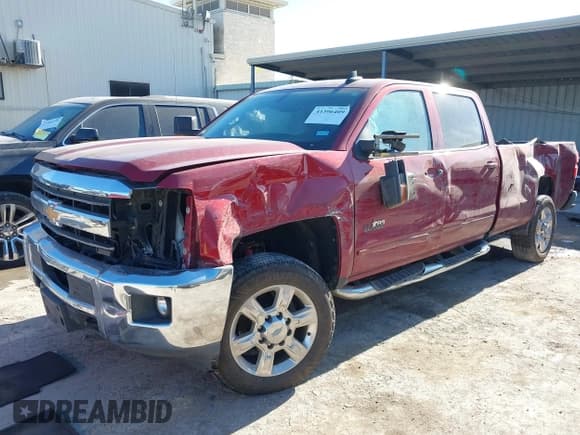 ✅ 2018 Chevrolet Silverado 2500HD LT • VIN: 1GC1KVEG8JF260226 • Лот: 41396409. Опубликован ранее на IAAI с пробегом 60 981 миль. Бесплатный доступ к архиву аукционных продаж из США и подробный отчёт об истории автомобиля на DreamBid. Изображение 17.