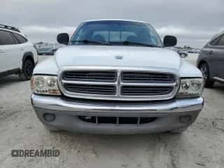 2000 Dodge Dakota Sport z VIN 1B7GL2AN5YS642063, wystawiony jako Copart lot #76665334 z przebiegiem Nie podano mil oraz Nie do naprawy • Non repairable. Historia ofert i sprzedaży dostępna na DreamBid. Obrazek 5.