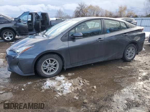 ✅ 2018 Toyota Prius Two • VIN: JTDKBRFU6J3071365 • Лот: 91385325. Опубликован ранее на Copart с пробегом 235 257 миль. Бесплатный доступ к архиву аукционных продаж из США и подробный отчёт об истории автомобиля на DreamBid. Изображение 1.