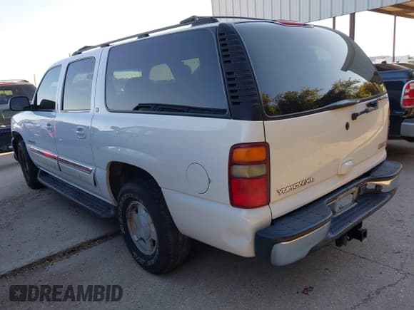 ✅ 2003 GMC Yukon XL SLT • VIN: 1GKEC16Z93J238831 • Lot: 43599031. Listed on IAAI with 289,689 mi. Free auction sales archive from the USA and detailed vehicle history report at DreamBid. Image 3.