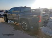 ✅ 2024 Toyota Tacoma SR5 • VIN: 3TMLB5JNXRM025884 • Lot: 86102235. Wystawiony na Copart z przebiegiem 13 027 mil. Bezpłatny archiwum sprzedaży aukcyjnych z USA i szczegółowy raport historii pojazdu na DreamBid. Zdjęcie 2.