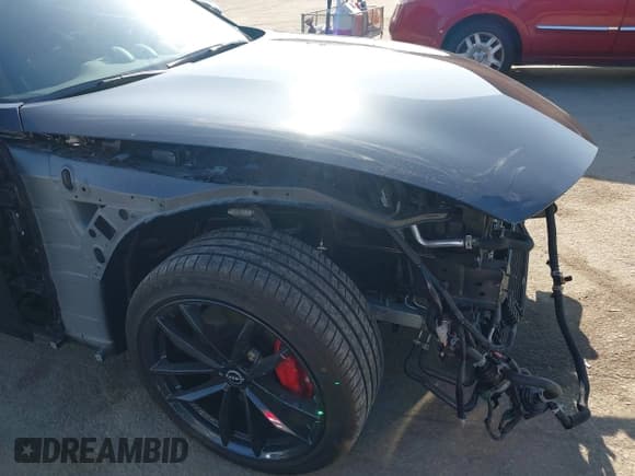 ✅ 2024 Nissan Z Performance • VIN: JN1BZ4BH4RM367579 • Lot: 42490261. Listed on IAAI with 251 mi. Free auction sales archive from the USA and detailed vehicle history report at DreamBid. Image 6.