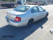 ✅ 2001 Nissan Altima GXE • VIN: 1N4DL01D61C206844 • Lot: 43221262. Wystawiony na IAAI z przebiegiem 216 262 mil. Bezpłatny archiwum sprzedaży aukcyjnych z USA i szczegółowy raport historii pojazdu na DreamBid. Zdjęcie 4.