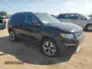 2018 Jeep Compass Limited z VIN 3C4NJDCB6JT365553, wystawiony jako Copart lot #69211095 z przebiegiem 67 121 mil mil oraz Szkoda całkowita • Salvage title. Historia ofert i sprzedaży dostępna na DreamBid. Obrazek 4.