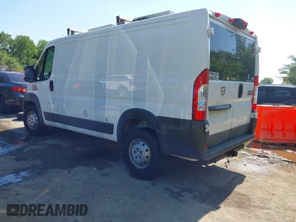 ✅ 2016 Ram ProMaster Cargo • VIN: 3C6TRVAGXGE132994 • Lot: 42539575. Wystawiony na IAAI z przebiegiem 137 233 mil. Bezpłatny archiwum sprzedaży aukcyjnych z USA i szczegółowy raport historii pojazdu na DreamBid. Zdjęcie 3.