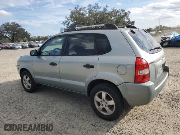 2007 Hyundai Tucson GLS z VIN KM8JM12B37U631045, wystawiony jako Copart lot #83580094 z przebiegiem 117 208 mil mil oraz Nie do naprawy • Non repairable. Historia ofert i sprzedaży dostępna na DreamBid. Obrazek 2.