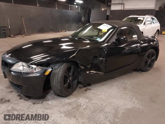 ✅ 2008 BMW Z4 3.0si • VIN: 4USBU53528LX04769 • Lot: 42039757. Wystawiony na IAAI z przebiegiem 113 500 mil. Bezpłatny archiwum sprzedaży aukcyjnych z USA i szczegółowy raport historii pojazdu na DreamBid. Zdjęcie 6.