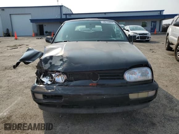 ✅ 1996 Volkswagen Cabriolet • VIN: WVWBB81EXTK013486 • Lot: 70772834. Wystawiony na Copart z przebiegiem 206 867 mil. Bezpłatny archiwum sprzedaży aukcyjnych z USA i szczegółowy raport historii pojazdu na DreamBid. Zdjęcie 5.