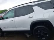 ✅ 2025 Chevrolet Equinox FWD LT • VIN: 3GNAXHEGXSL159643 • Lot: 42344223. Wystawiony na IAAI z przebiegiem 1 821 mil. Bezpłatny archiwum sprzedaży aukcyjnych z USA i szczegółowy raport historii pojazdu na DreamBid. Zdjęcie 15.