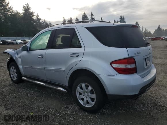 ✅ 2006 Mercedes-Benz M 350 • VIN: 4JGBB86E26A074541 • Lot: 90398655. Wystawiony na Copart z przebiegiem 109 466 mil. Bezpłatny archiwum sprzedaży aukcyjnych z USA i szczegółowy raport historii pojazdu na DreamBid. Zdjęcie 2.