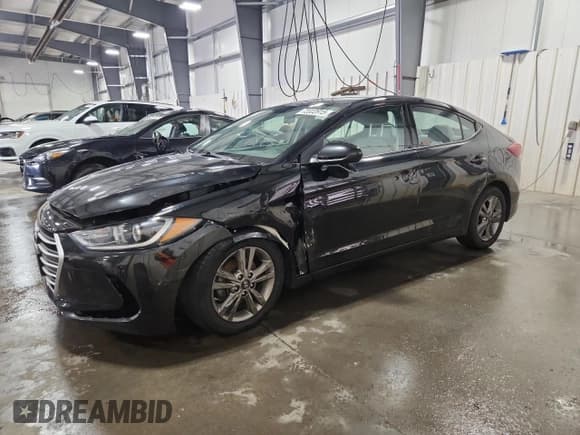 ✅ 2018 Hyundai Elantra Value Edition • VIN: 5NPD84LF3JH218617 • Лот: 72022915. Опубликован ранее на Copart с пробегом 126 005 миль. Бесплатный доступ к архиву аукционных продаж из США и подробный отчёт об истории автомобиля на DreamBid. Изображение 1.