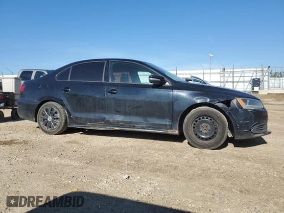 ✅ 2014 Volkswagen Jetta S • VIN: 3VW2K7AJ2EM244270 • Lot: 69909165. Listed on Copart with 155,577 mi. Free auction sales archive from the USA and detailed vehicle history report at DreamBid. Image 4.