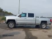 ✅ 2015 Chevrolet Silverado 2500HD LT • VIN: 1GC1KVEG2FF617973 • Лот: 43701265. Опубликован ранее на IAAI с пробегом 241 513 миль. Бесплатный доступ к архиву аукционных продаж из США и подробный отчёт об истории автомобиля на DreamBid. Изображение 15.