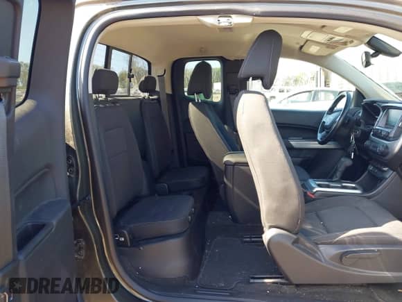 2018 Chevrolet Colorado 4WD LT с VIN 1GCHTCEN0J1150055, выставлен на аукционе IAAI как лот 43375677 с пробегом 35 362 миль миль и . История ставок и продаж доступна на DreamBid. Изображение 8.