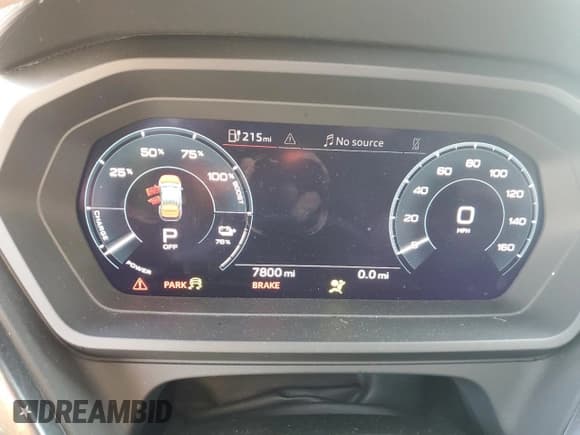 ✅ 2024 Audi Q4 e-tron Sportback Premium • VIN: WA122BFZ9RP025028 • Lot: 62357194. Listed on Copart with 7,800 mi. Free auction sales archive from the USA and detailed vehicle history report at DreamBid. Image 9.