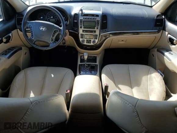 ✅ 2012 Hyundai Santa Fe Limited • VIN: 5XYZK4AG3CG157279 • Lot: 76894754. Listed on Copart with 127,061 mi. Free auction sales archive from the USA and detailed vehicle history report at DreamBid. Image 8.