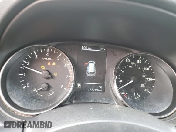 ✅ 2017 Nissan Rogue S • VIN: KNMAT2MT8HP532787 • Лот: 60619935. Опубликован ранее на Copart с пробегом 177 919 миль. Бесплатный доступ к архиву аукционных продаж из США и подробный отчёт об истории автомобиля на DreamBid. Изображение 9.