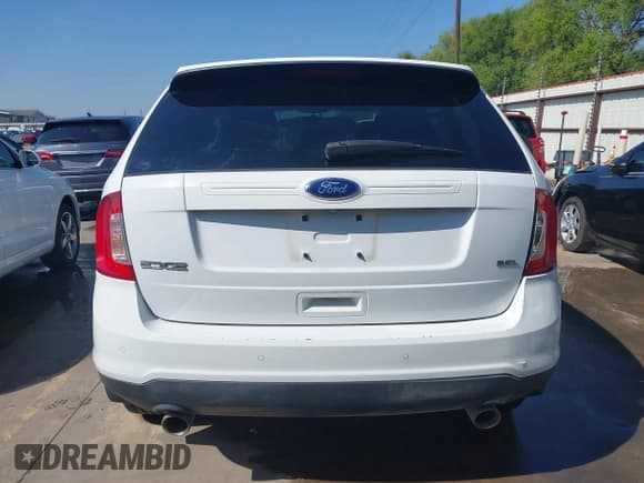 ✅ 2014 Ford Edge SEL • VIN: 2FMDK3JC9EBB54536 • Lot: 41867367. Listed on IAAI with 127,929 mi. Free auction sales archive from the USA and detailed vehicle history report at DreamBid. Image 16.