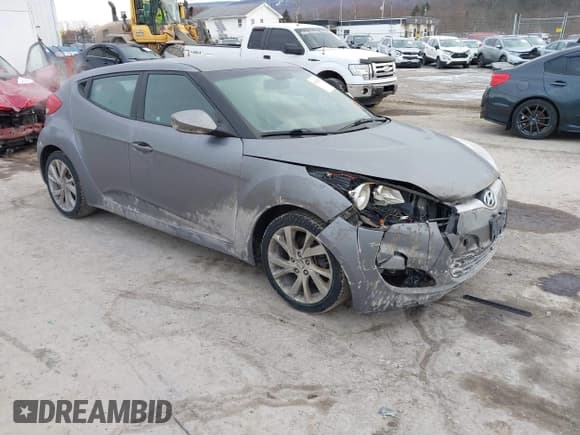 ✅ 2016 Hyundai Veloster • VIN: KMHTC6AD3GU267270 • Lot: 41421033. Wystawiony na IAAI z przebiegiem 159 434 mil. Bezpłatny archiwum sprzedaży aukcyjnych z USA i szczegółowy raport historii pojazdu na DreamBid. Zdjęcie 1.