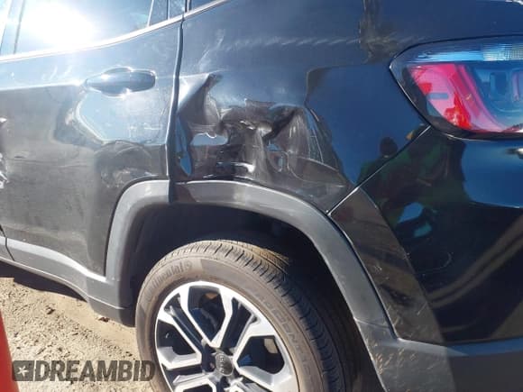 ✅ 2022 Jeep Compass Limited • VIN: 3C4NJDCB5NT150056 • Lot: 43063429. Listed on IAAI with 27,701 mi. Free auction sales archive from the USA and detailed vehicle history report at DreamBid. Image 19.