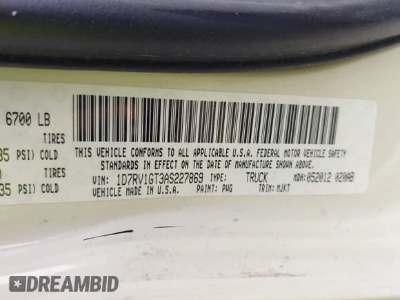 ✅ 2010 Dodge 1500 TRX • VIN: 1D7RV1GT3AS227869 • Lot: 42371119. Wystawiony na IAAI z przebiegiem 99 535 mil. Bezpłatny archiwum sprzedaży aukcyjnych z USA i szczegółowy raport historii pojazdu na DreamBid. Zdjęcie 9.