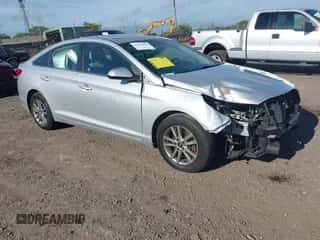 2017 Hyundai Sonata 2.4L z VIN 5NPE24AF6HH480988, wystawiony jako IAAI lot #43392884 z przebiegiem 125 833 mil mil oraz . Historia ofert i sprzedaży dostępna na DreamBid. Obrazek 1.