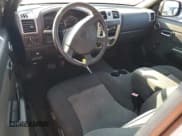 ✅ 2009 Chevrolet Colorado 1LT • VIN: 1GCCS149X98138634 • Лот: 87294575. Опубликован ранее на Copart с пробегом 114 308 миль. Бесплатный доступ к архиву аукционных продаж из США и подробный отчёт об истории автомобиля на DreamBid. Изображение 8.