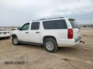 ✅ 2009 Chevrolet Suburban LS • VIN: 1GNFC160X9R175399 • Lot: 84414205. Wystawiony na Copart z przebiegiem 150 715 mil. Bezpłatny archiwum sprzedaży aukcyjnych z USA i szczegółowy raport historii pojazdu na DreamBid. Zdjęcie 2.