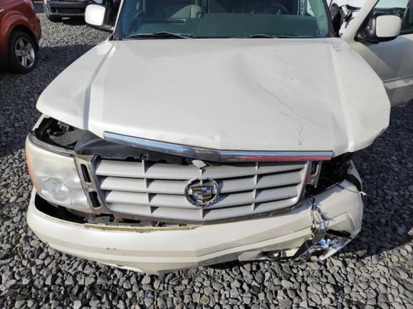 ✅ 2005 Cadillac Escalade • VIN: 1GYEK63N45R174094 • Lot: 90495255. Listed on Copart with Not provided. Free auction sales archive from the USA and detailed vehicle history report at DreamBid. Image 12.