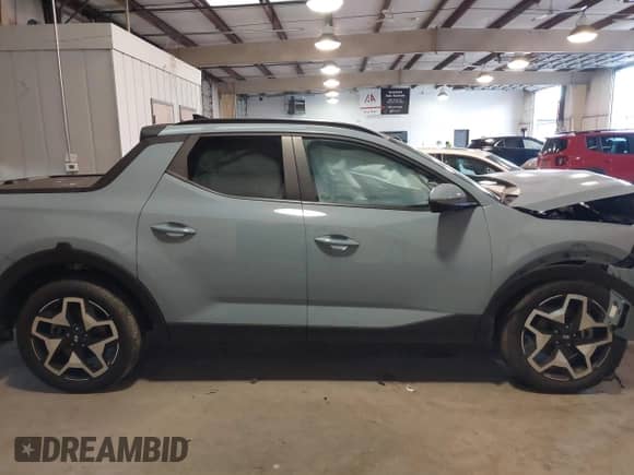 ✅ 2023 Hyundai Santa Cruz Limited • VIN: 5NTJEDAF8PH062437 • Лот: 41218548. Размещён на IAAI с пробегом 11 899 миль миль. Получите бесплатный доступ к архиву аукционных продаж из США и посмотрите подробный отчёт об истории автомобиля на DreamBid. Изображение 13.