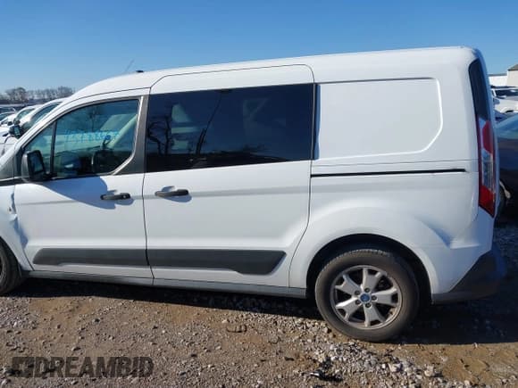 ✅ 2017 Ford Transit Connect XLT • VIN: NM0LE7F79H1327723 • Lot: 43788667. Listed on IAAI with 253,296 mi. Free auction sales archive from the USA and detailed vehicle history report at DreamBid. Image 14.