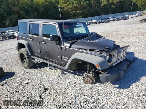 ✅ 2017 Jeep Wrangler Unlimited Sport • VIN: 1C4HJWDG8HL703639 • Lot: 86323665. Wystawiony na Copart z przebiegiem 106 398 mil. Bezpłatny archiwum sprzedaży aukcyjnych z USA i szczegółowy raport historii pojazdu na DreamBid. Zdjęcie 4.